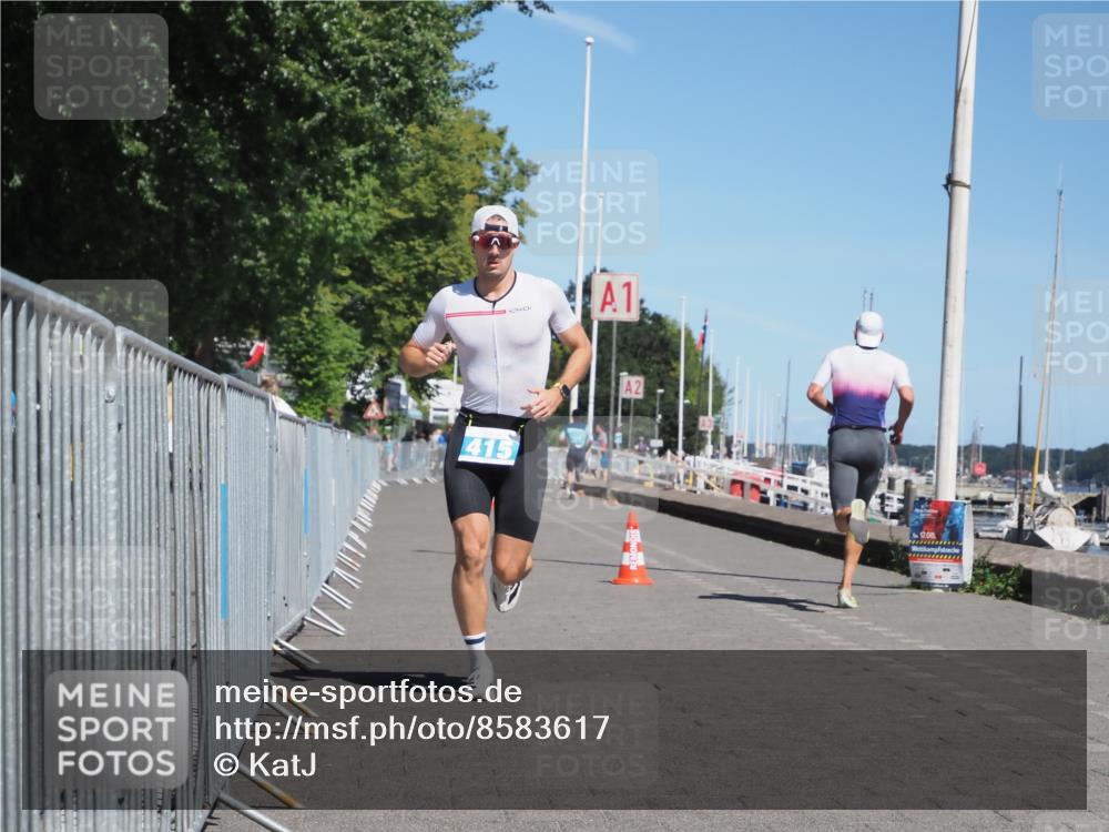 17.08.2025 - KN Förde Triathlon 2025 KatJ http://msf.ph/oto/8583617 17.08.2025 13:24:05 Laufen 415 meine-sportfotos.de