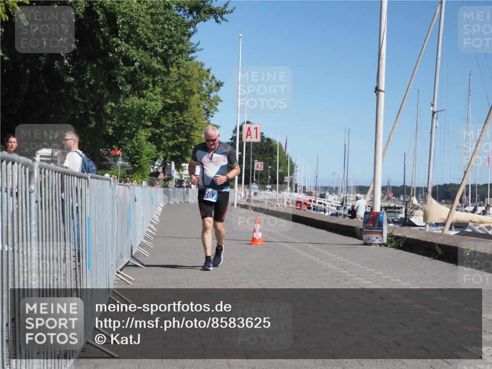17.08.2025 - KN Förde Triathlon 2025 KatJ http://msf.ph/oto/8583625 17.08.2025 12:40:55 Laufen 367 meine-sportfotos.de