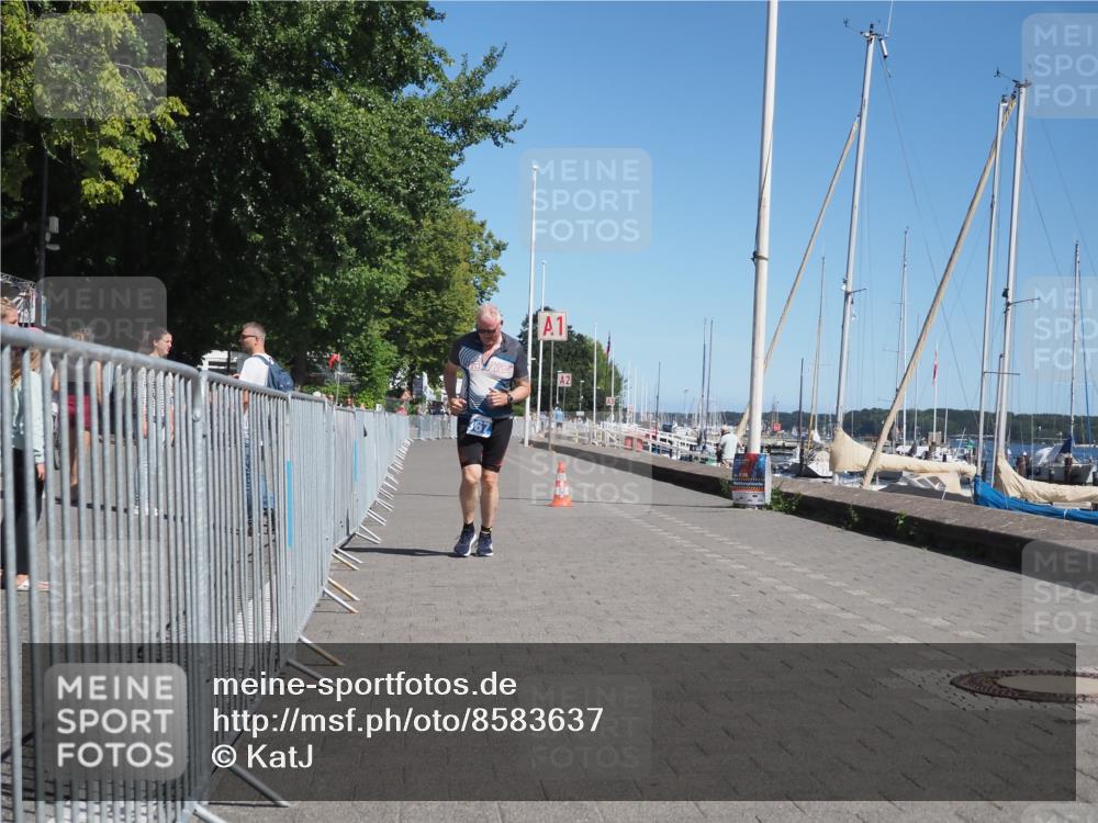 17.08.2025 - KN Förde Triathlon 2025 KatJ http://msf.ph/oto/8583637 17.08.2025 12:40:55 Laufen 367 meine-sportfotos.de