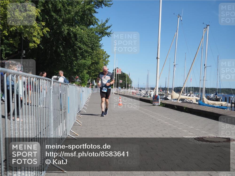 17.08.2025 - KN Förde Triathlon 2025 KatJ http://msf.ph/oto/8583641 17.08.2025 12:40:56 Laufen 367 meine-sportfotos.de