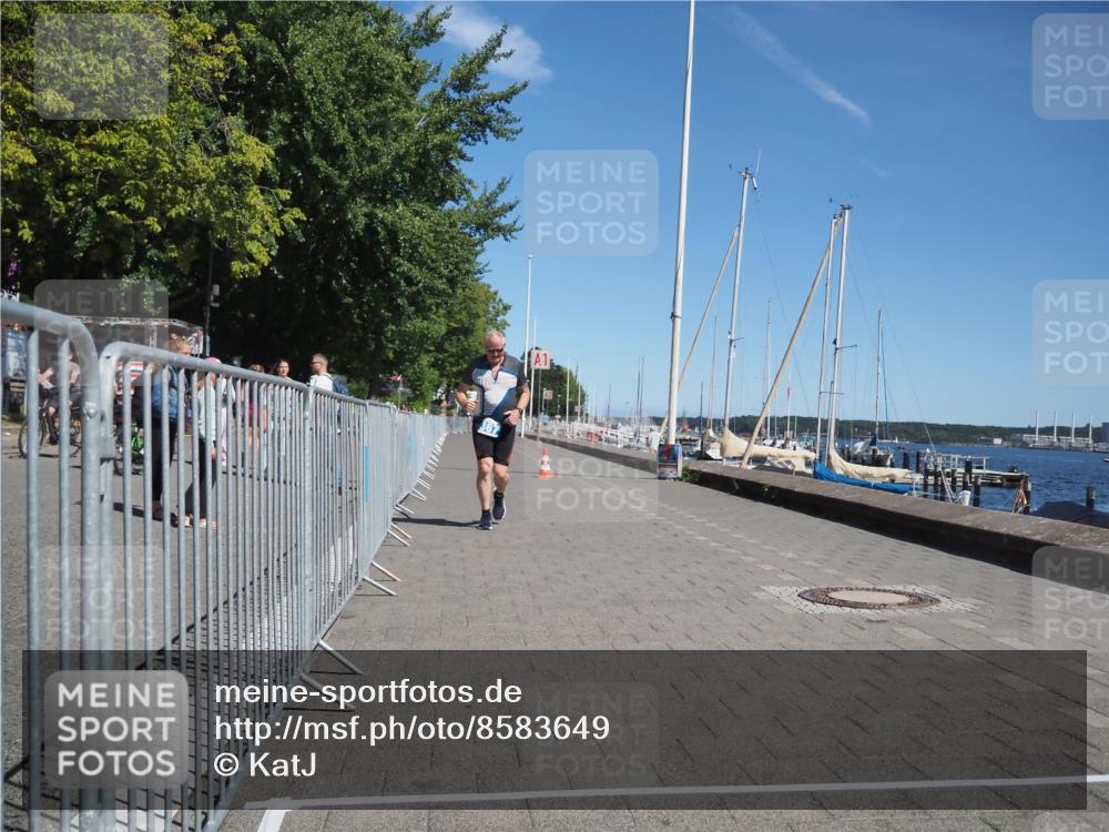 17.08.2025 - KN Förde Triathlon 2025 KatJ http://msf.ph/oto/8583649 17.08.2025 12:40:56 Laufen 367 meine-sportfotos.de