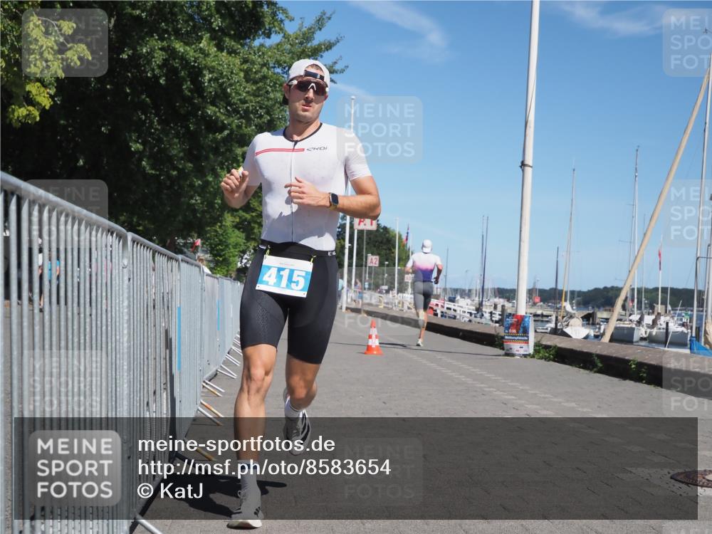 17.08.2025 - KN Förde Triathlon 2025 KatJ http://msf.ph/oto/8583654 17.08.2025 13:24:06 Laufen 415 meine-sportfotos.de