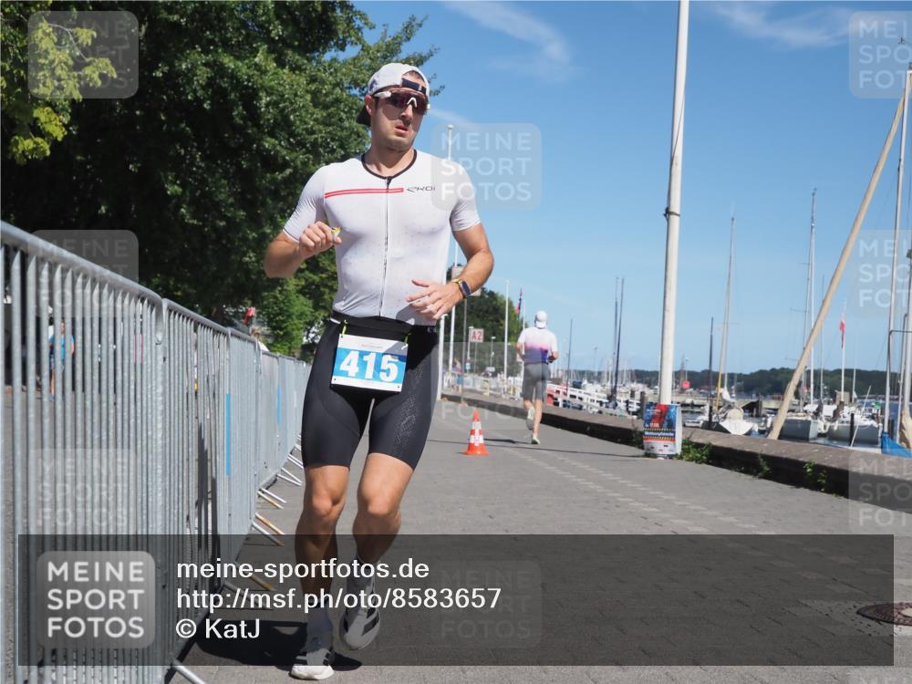 17.08.2025 - KN Förde Triathlon 2025 KatJ http://msf.ph/oto/8583657 17.08.2025 13:24:06 Laufen 415 meine-sportfotos.de