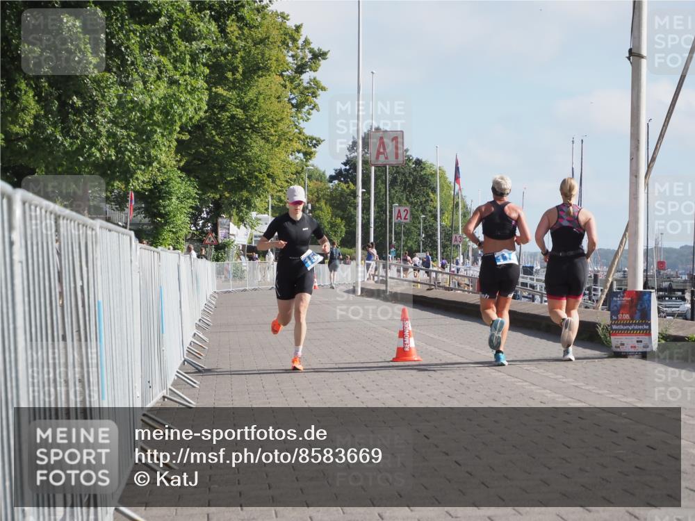 17.08.2025 - KN Förde Triathlon 2025 KatJ http://msf.ph/oto/8583669 17.08.2025 10:07:11 Laufen 150 meine-sportfotos.de