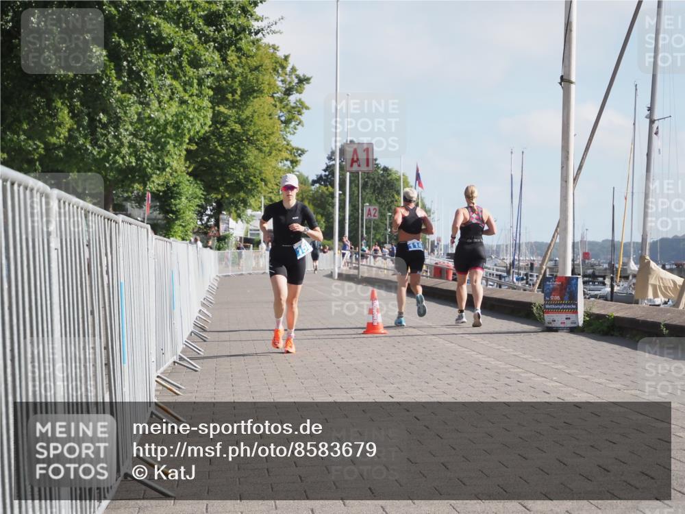 17.08.2025 - KN Förde Triathlon 2025 KatJ http://msf.ph/oto/8583679 17.08.2025 10:07:12 Laufen 150 meine-sportfotos.de