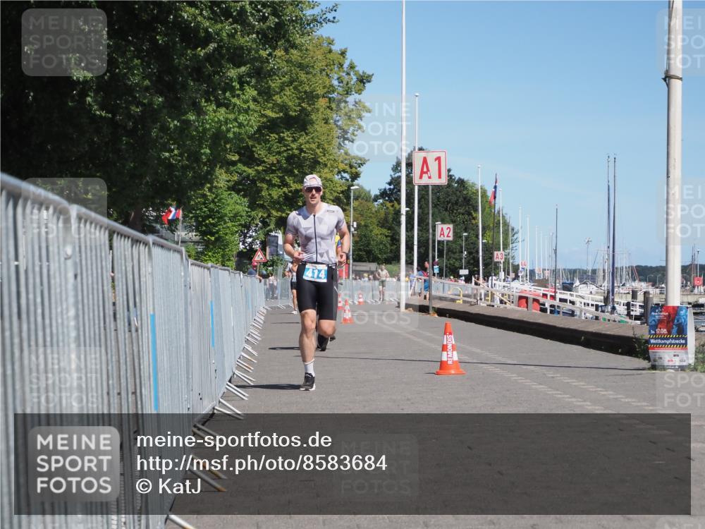 17.08.2025 - KN Förde Triathlon 2025 KatJ http://msf.ph/oto/8583684 17.08.2025 13:24:53 Laufen 408, 414 meine-sportfotos.de