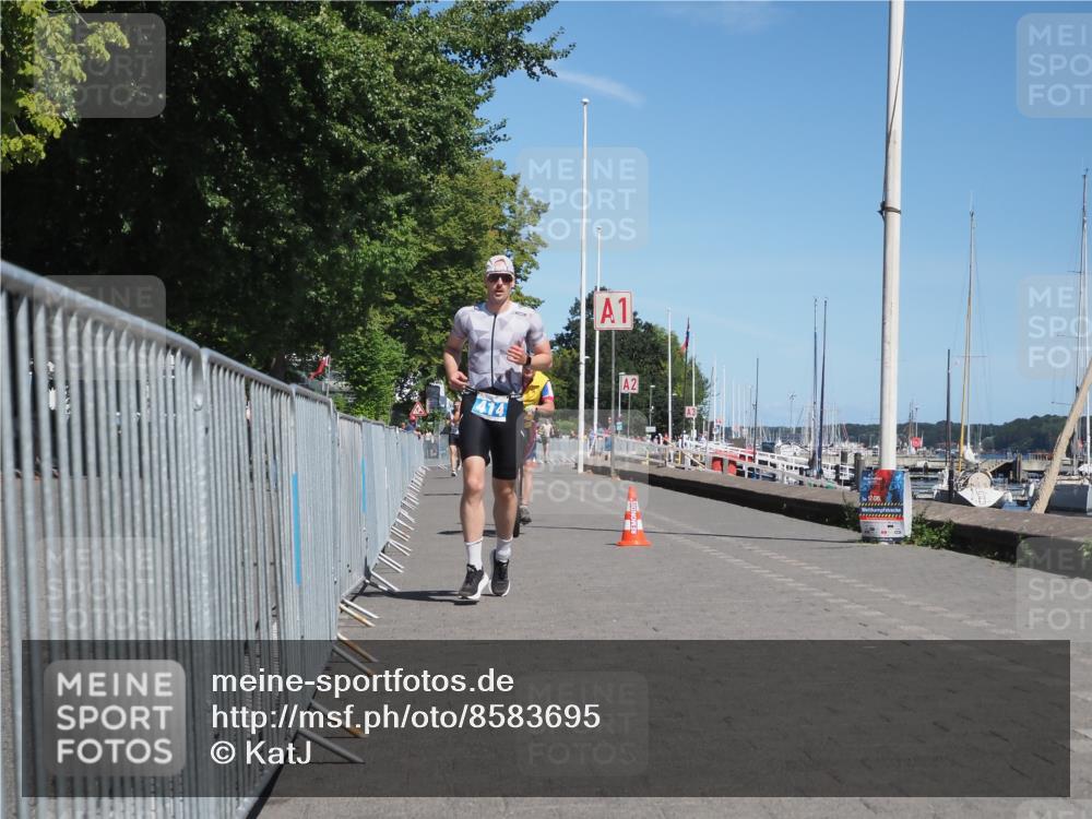 17.08.2025 - KN Förde Triathlon 2025 KatJ http://msf.ph/oto/8583695 17.08.2025 13:24:54 Laufen 408, 414 meine-sportfotos.de