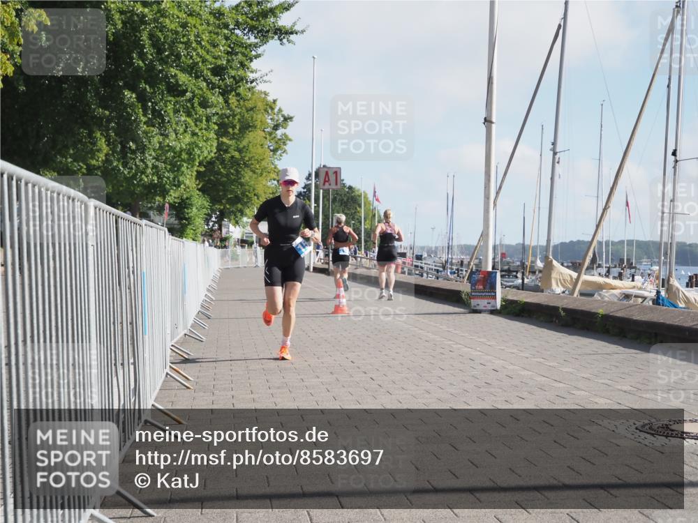 17.08.2025 - KN Förde Triathlon 2025 KatJ http://msf.ph/oto/8583697 17.08.2025 10:07:13 Laufen 150 meine-sportfotos.de
