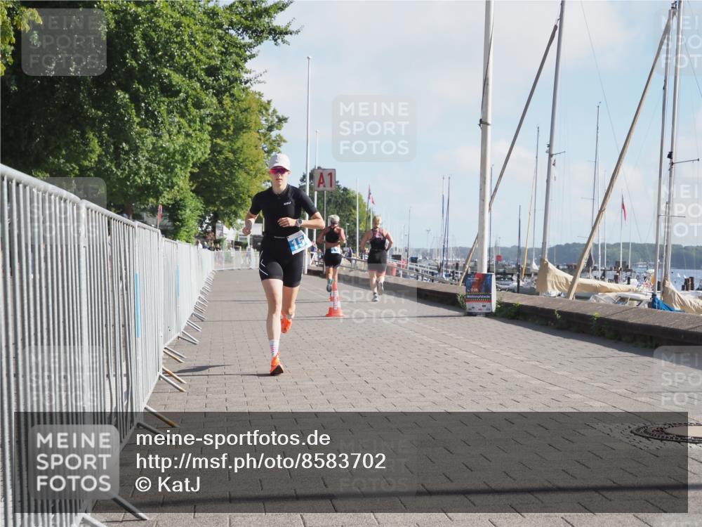 17.08.2025 - KN Förde Triathlon 2025 KatJ http://msf.ph/oto/8583702 17.08.2025 10:07:13 Laufen 150 meine-sportfotos.de