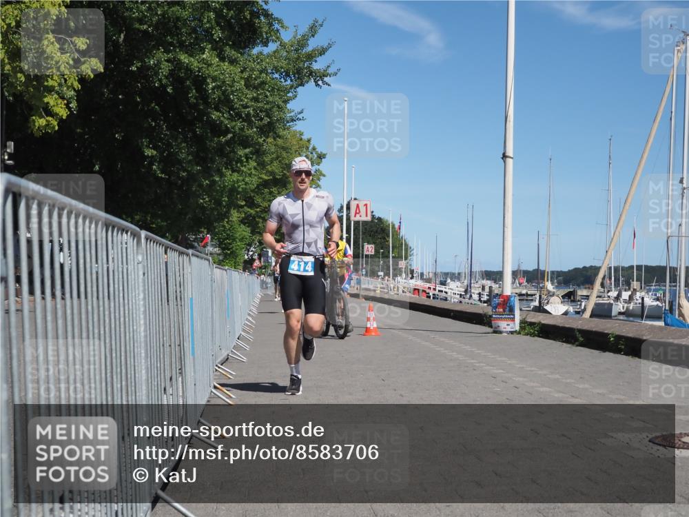 17.08.2025 - KN Förde Triathlon 2025 KatJ http://msf.ph/oto/8583706 17.08.2025 13:24:55 Laufen 408, 414 meine-sportfotos.de