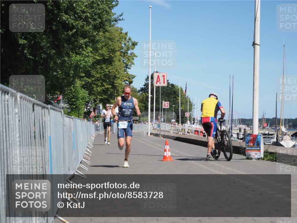 17.08.2025 - KN Förde Triathlon 2025 KatJ http://msf.ph/oto/8583728 17.08.2025 13:24:58 Laufen 408, 414, 419 meine-sportfotos.de