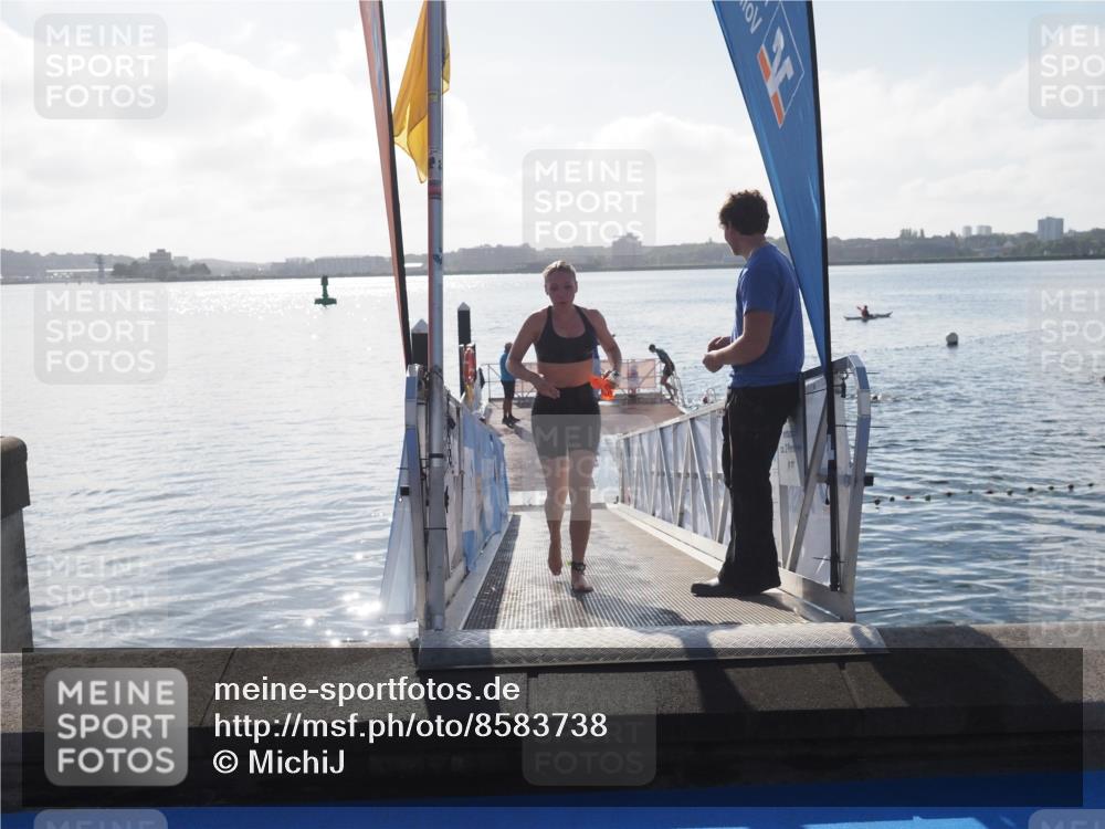 17.08.2025 - KN Förde Triathlon 2025 MichiJ http://msf.ph/oto/8583738 17.08.2025 09:21:53 Schwimmen 244, 210, 212, 215, 242, 244 meine-sportfotos.de