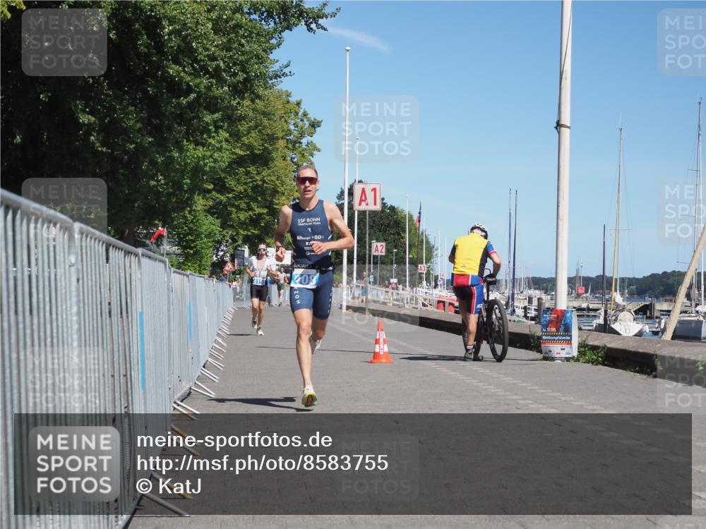 17.08.2025 - KN Förde Triathlon 2025 KatJ http://msf.ph/oto/8583755 17.08.2025 13:24:59 Laufen 408, 414, 419 meine-sportfotos.de