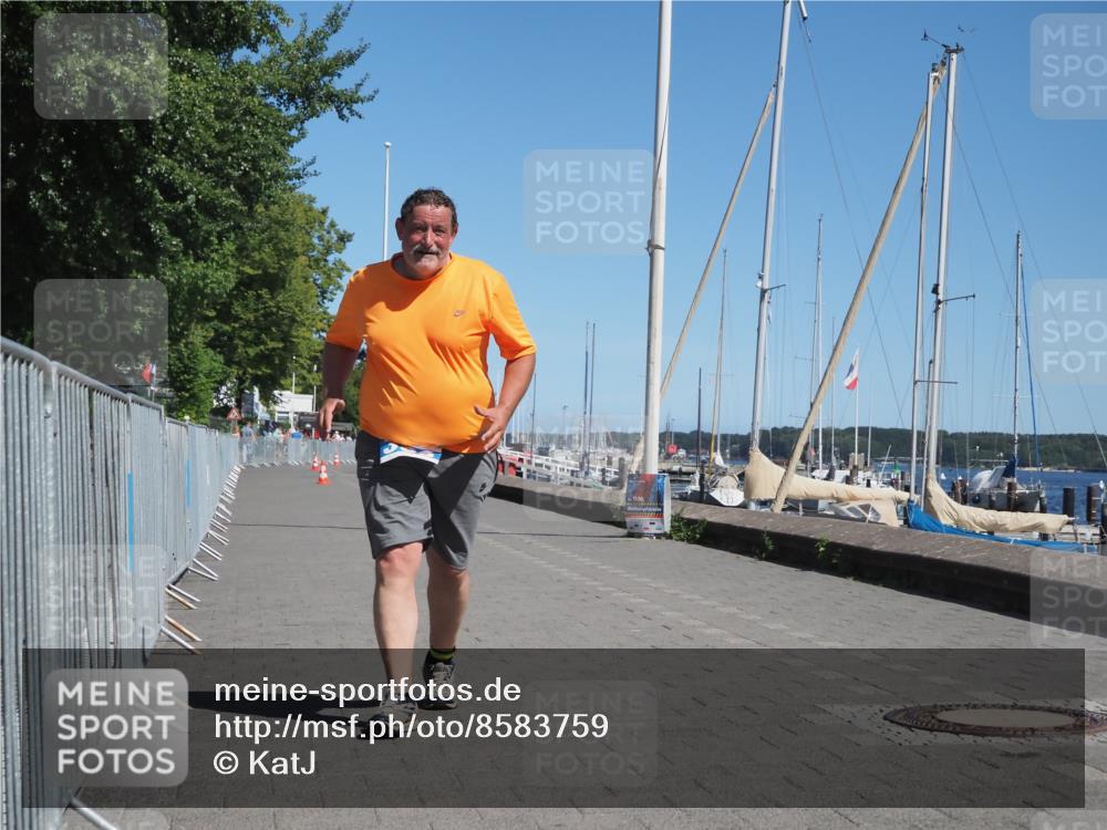 17.08.2025 - KN Förde Triathlon 2025 KatJ http://msf.ph/oto/8583759 17.08.2025 12:48:25 Laufen 363 meine-sportfotos.de