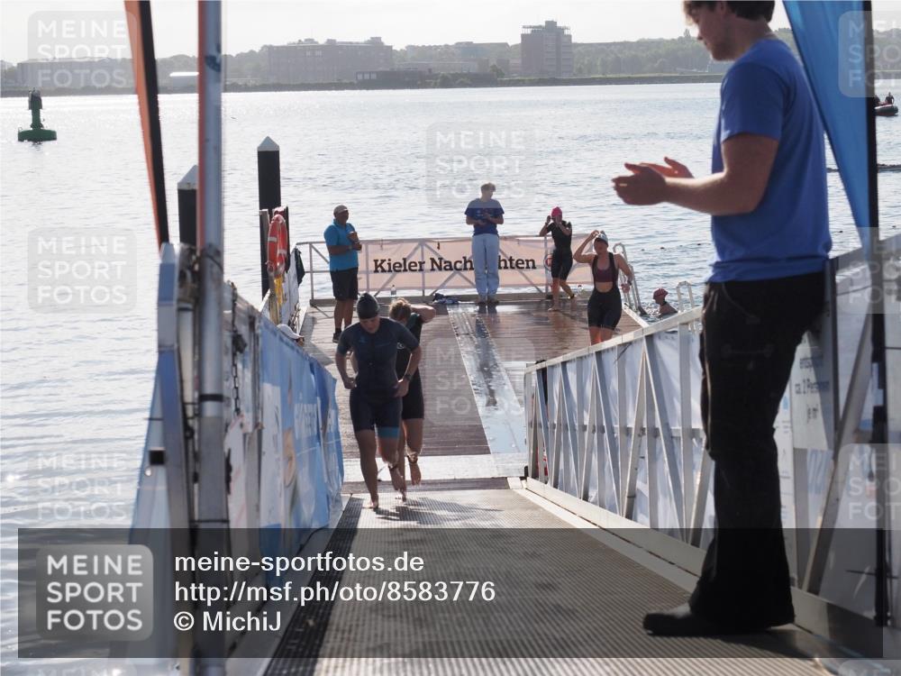 17.08.2025 - KN Förde Triathlon 2025 MichiJ http://msf.ph/oto/8583776 17.08.2025 09:22:01 Schwimmen 212, 215, 244, 210, 212, 213, 215, 224, 242 meine-sportfotos.de