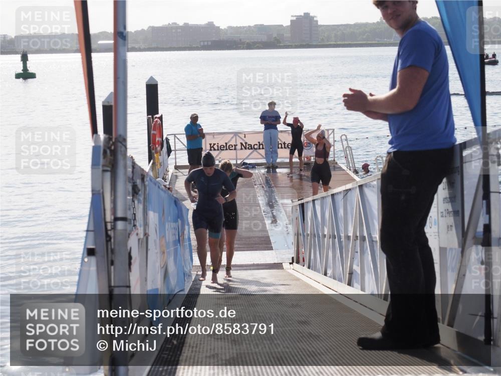 17.08.2025 - KN Förde Triathlon 2025 MichiJ http://msf.ph/oto/8583791 17.08.2025 09:22:01 Schwimmen 212, 215, 244, 210, 212, 213, 215, 224, 242 meine-sportfotos.de