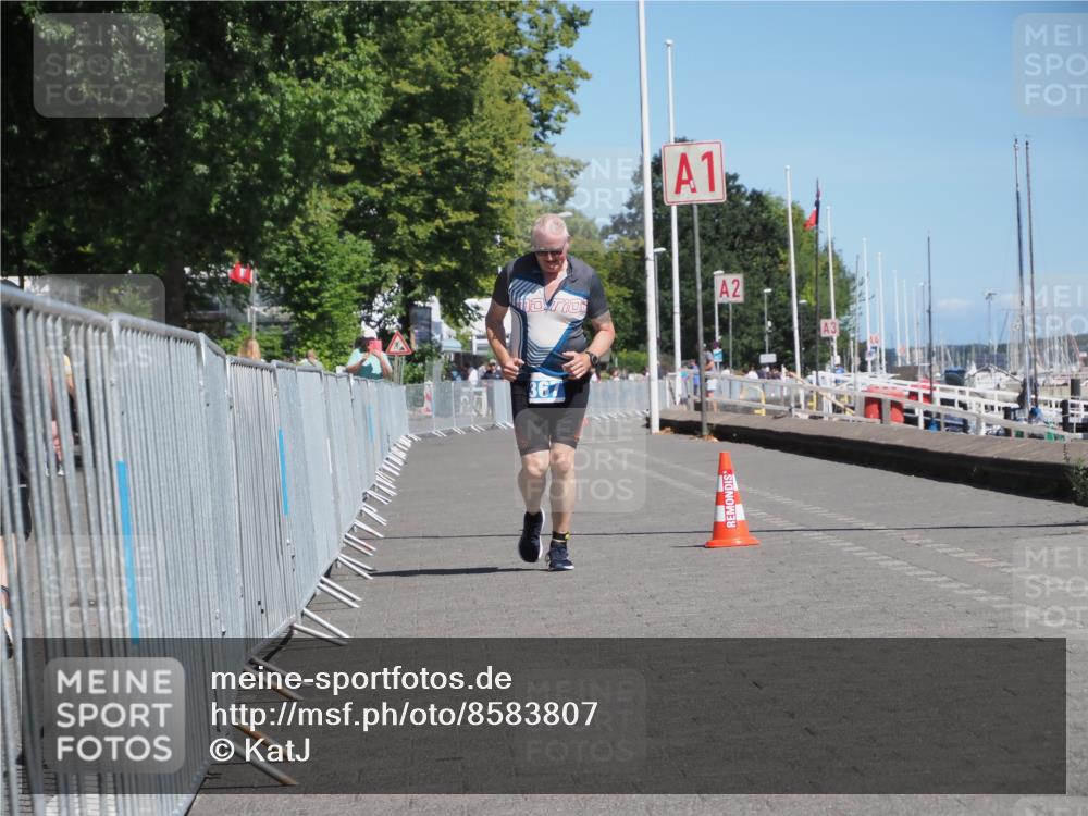17.08.2025 - KN Förde Triathlon 2025 KatJ http://msf.ph/oto/8583807 17.08.2025 12:55:52 Laufen 367 meine-sportfotos.de