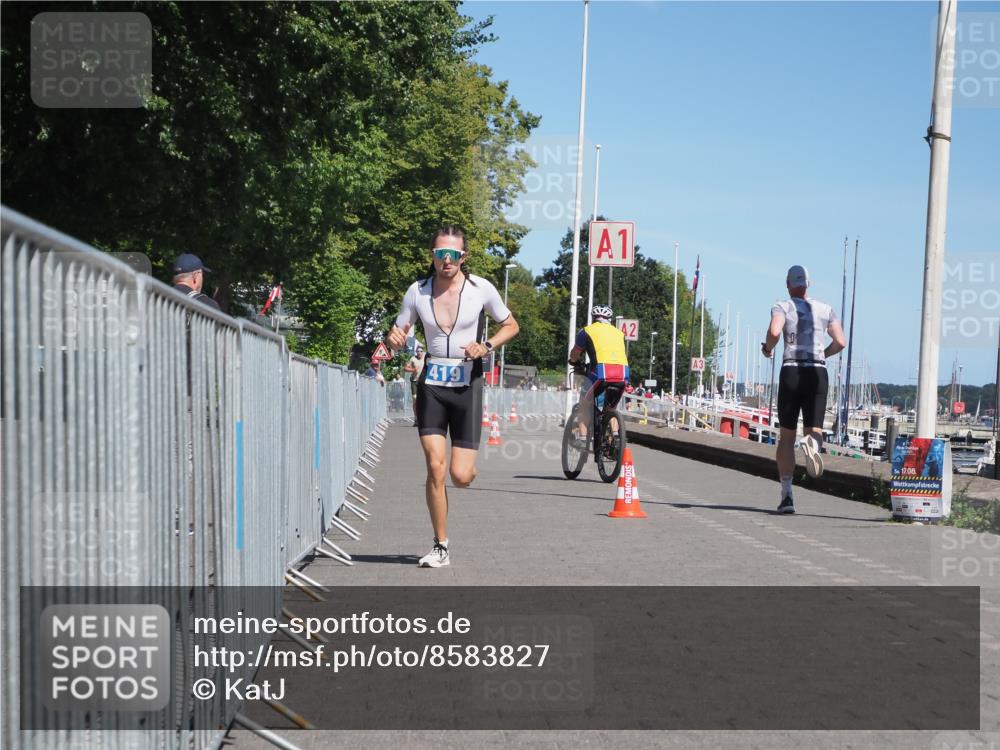 17.08.2025 - KN Förde Triathlon 2025 KatJ http://msf.ph/oto/8583827 17.08.2025 13:25:04 Laufen 408, 419 meine-sportfotos.de