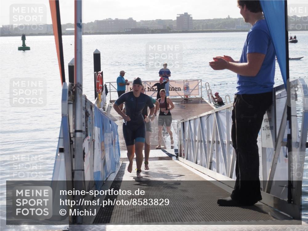 17.08.2025 - KN Förde Triathlon 2025 MichiJ http://msf.ph/oto/8583829 17.08.2025 09:22:02 Schwimmen 212, 215, 244, 210, 212, 213, 215, 224, 242 meine-sportfotos.de