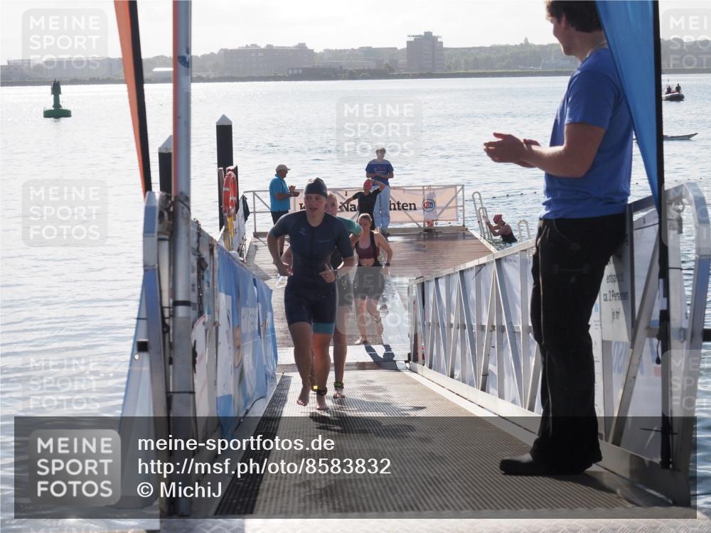 17.08.2025 - KN Förde Triathlon 2025 MichiJ http://msf.ph/oto/8583832 17.08.2025 09:22:02 Schwimmen 212, 215, 244, 210, 212, 213, 215, 224, 242 meine-sportfotos.de