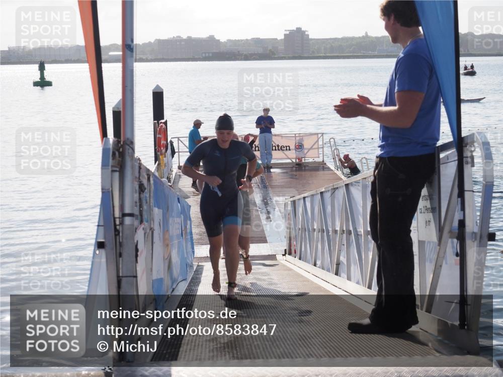 17.08.2025 - KN Förde Triathlon 2025 MichiJ http://msf.ph/oto/8583847 17.08.2025 09:22:03 Schwimmen 212, 215, 242, 244, 210, 212, 213, 215, 224, 242 meine-sportfotos.de