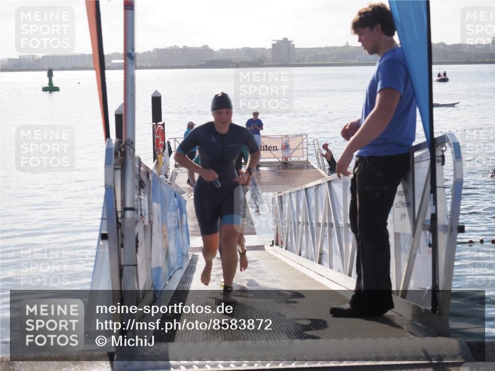 17.08.2025 - KN Förde Triathlon 2025 MichiJ http://msf.ph/oto/8583872 17.08.2025 09:22:04 Schwimmen 212, 215, 242, 244, 210, 212, 213, 215, 224, 242 meine-sportfotos.de