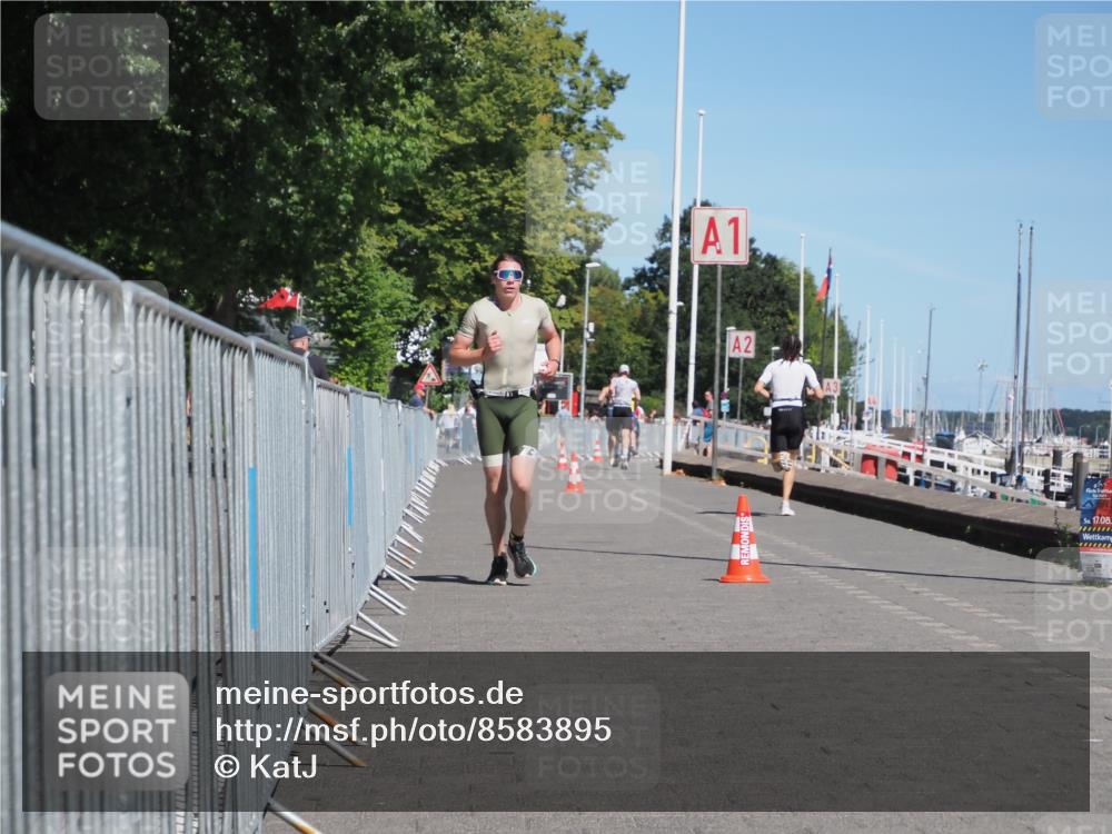 17.08.2025 - KN Förde Triathlon 2025 KatJ http://msf.ph/oto/8583895 17.08.2025 13:25:16 Laufen 548 meine-sportfotos.de