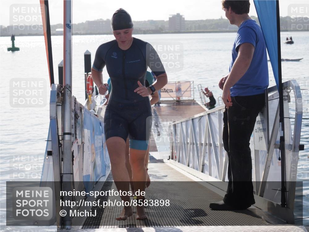 17.08.2025 - KN Förde Triathlon 2025 MichiJ http://msf.ph/oto/8583898 17.08.2025 09:22:05 Schwimmen 212, 215, 242, 244, 210, 213, 215, 224, 242 meine-sportfotos.de