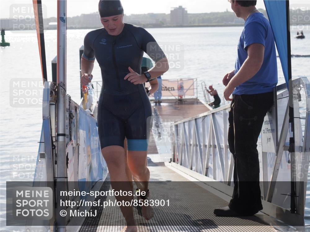 17.08.2025 - KN Förde Triathlon 2025 MichiJ http://msf.ph/oto/8583901 17.08.2025 09:22:05 Schwimmen 212, 215, 242, 244, 210, 213, 215, 224, 242 meine-sportfotos.de