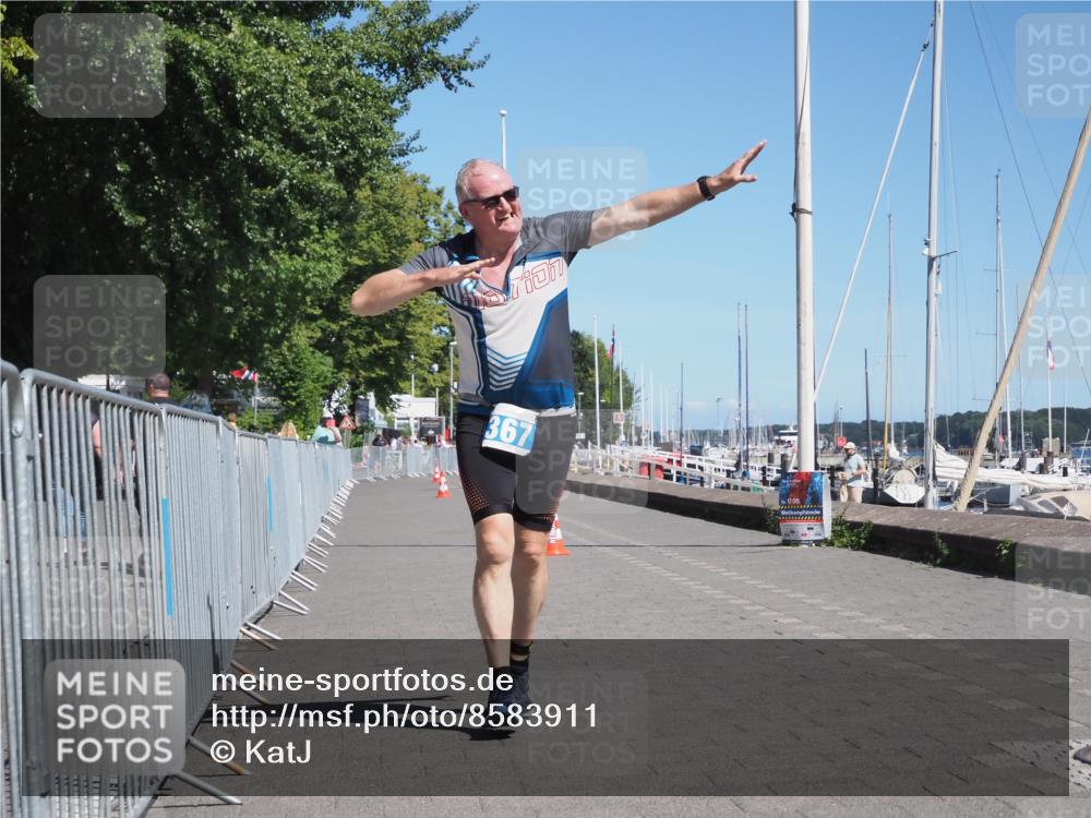 17.08.2025 - KN Förde Triathlon 2025 KatJ http://msf.ph/oto/8583911 17.08.2025 12:55:58 Laufen 367 meine-sportfotos.de