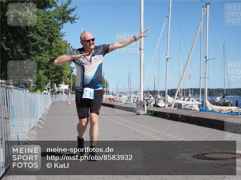17.08.2025 - KN Förde Triathlon 2025 KatJ http://msf.ph/oto/8583932 17.08.2025 12:55:59 Laufen 367 meine-sportfotos.de