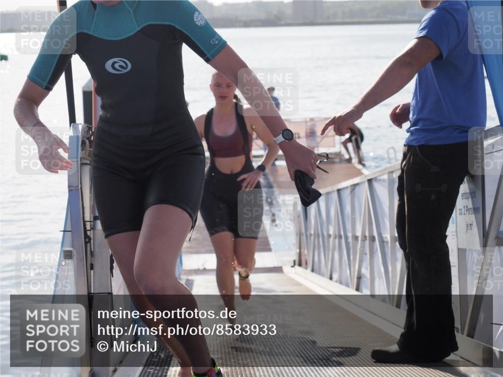 17.08.2025 - KN Förde Triathlon 2025 MichiJ http://msf.ph/oto/8583933 17.08.2025 09:22:06 Schwimmen 210, 212, 215, 242, 210, 213, 224, 242 meine-sportfotos.de