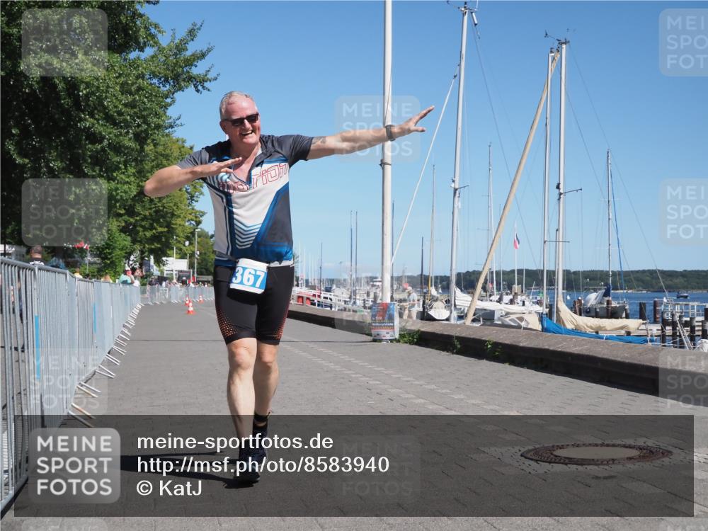 17.08.2025 - KN Förde Triathlon 2025 KatJ http://msf.ph/oto/8583940 17.08.2025 12:55:59 Laufen 367 meine-sportfotos.de