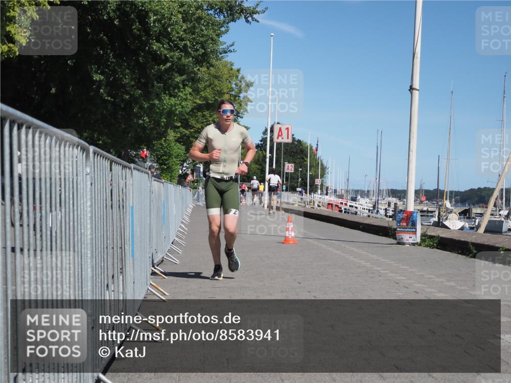17.08.2025 - KN Förde Triathlon 2025 KatJ http://msf.ph/oto/8583941 17.08.2025 13:25:18 Laufen 548 meine-sportfotos.de