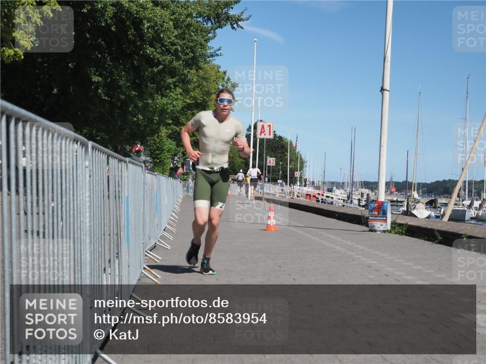 17.08.2025 - KN Förde Triathlon 2025 KatJ http://msf.ph/oto/8583954 17.08.2025 13:25:18 Laufen 548 meine-sportfotos.de