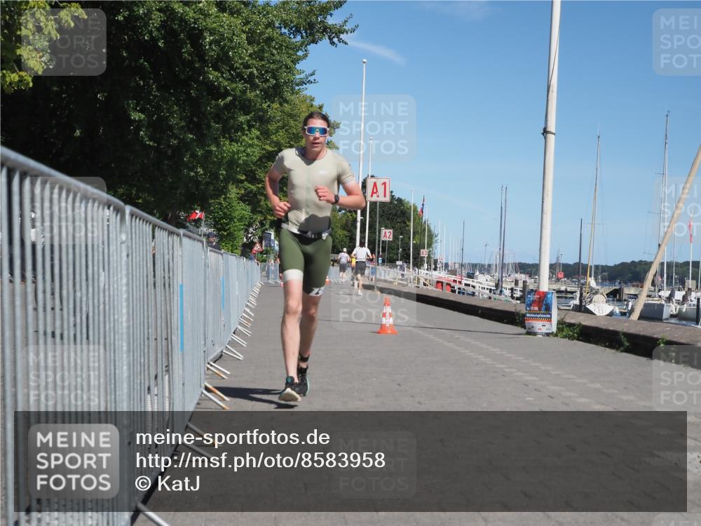 17.08.2025 - KN Förde Triathlon 2025 KatJ http://msf.ph/oto/8583958 17.08.2025 13:25:19 Laufen 548 meine-sportfotos.de
