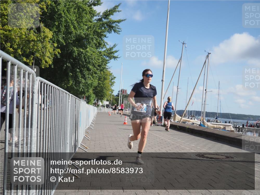 17.08.2025 - KN Förde Triathlon 2025 KatJ http://msf.ph/oto/8583973 17.08.2025 10:31:46 Laufen 202 meine-sportfotos.de
