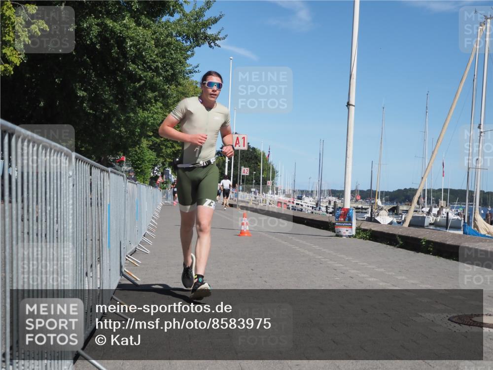 17.08.2025 - KN Förde Triathlon 2025 KatJ http://msf.ph/oto/8583975 17.08.2025 13:25:19 Laufen 548 meine-sportfotos.de