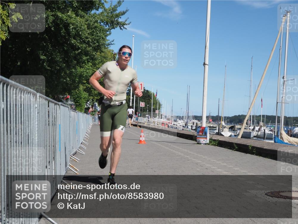 17.08.2025 - KN Förde Triathlon 2025 KatJ http://msf.ph/oto/8583980 17.08.2025 13:25:19 Laufen 548 meine-sportfotos.de
