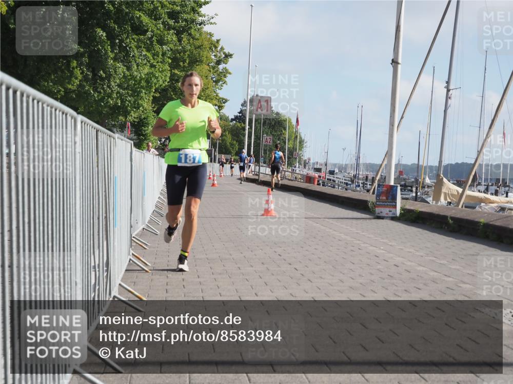 17.08.2025 - KN Förde Triathlon 2025 KatJ http://msf.ph/oto/8583984 17.08.2025 10:08:09 Laufen 143, 187 meine-sportfotos.de
