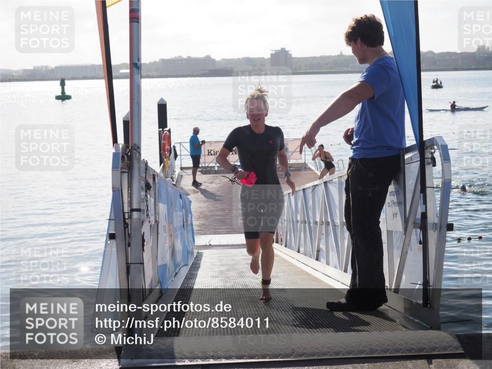 17.08.2025 - KN Förde Triathlon 2025 MichiJ http://msf.ph/oto/8584011 17.08.2025 09:22:09 Schwimmen 210, 212, 215, 242, 208, 210, 213, 224 meine-sportfotos.de