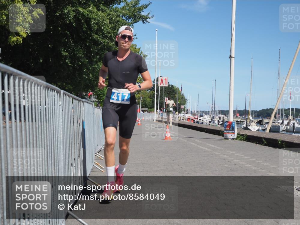 17.08.2025 - KN Förde Triathlon 2025 KatJ http://msf.ph/oto/8584049 17.08.2025 13:25:31 Laufen 417, 466 meine-sportfotos.de