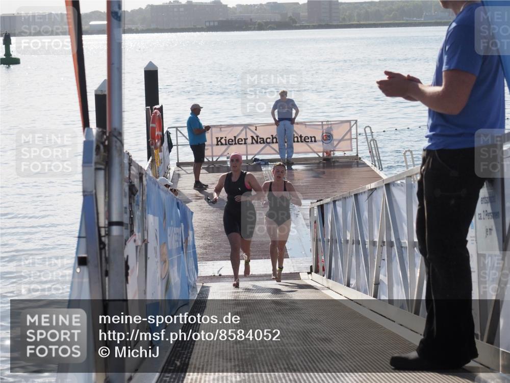 17.08.2025 - KN Förde Triathlon 2025 MichiJ http://msf.ph/oto/8584052 17.08.2025 09:22:12 Schwimmen 210, 212, 213, 215, 224, 242, 111, 208, 213, 224 meine-sportfotos.de