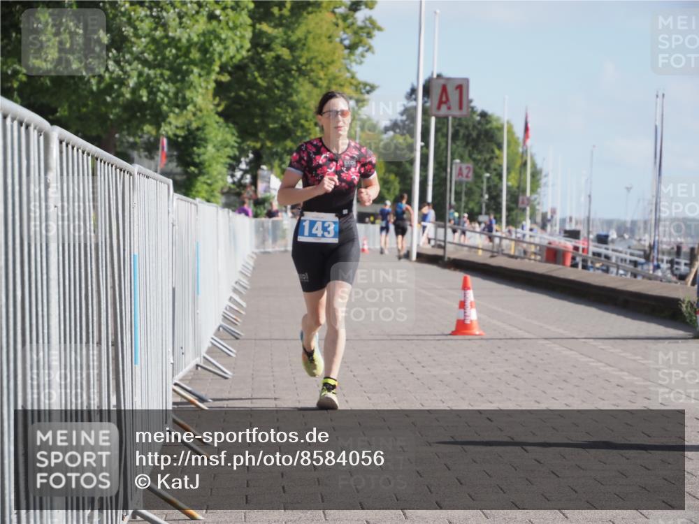 17.08.2025 - KN Förde Triathlon 2025 KatJ http://msf.ph/oto/8584056 17.08.2025 10:08:15 Laufen 143 meine-sportfotos.de