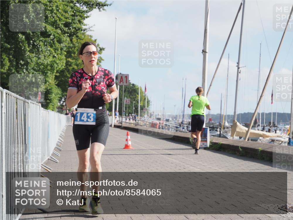 17.08.2025 - KN Förde Triathlon 2025 KatJ http://msf.ph/oto/8584065 17.08.2025 10:08:17 Laufen 143 meine-sportfotos.de