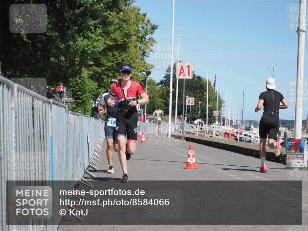 17.08.2025 - KN Förde Triathlon 2025 KatJ http://msf.ph/oto/8584066 17.08.2025 13:25:38 Laufen 413, 466 meine-sportfotos.de