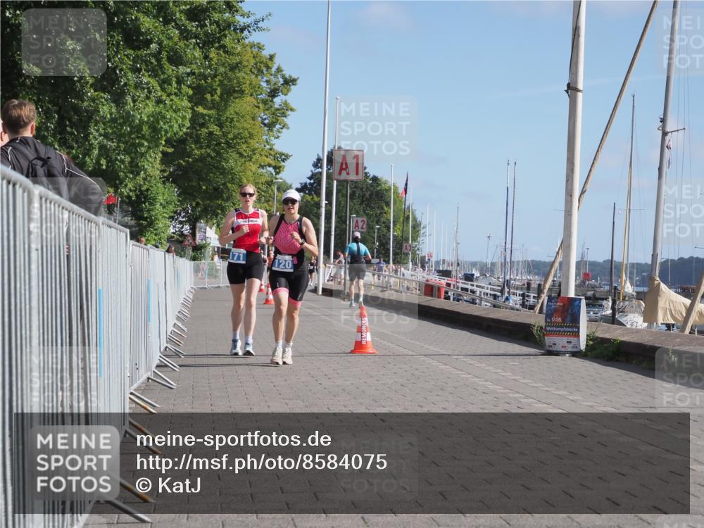 17.08.2025 - KN Förde Triathlon 2025 KatJ http://msf.ph/oto/8584075 17.08.2025 10:32:39 Laufen 120, 171 meine-sportfotos.de