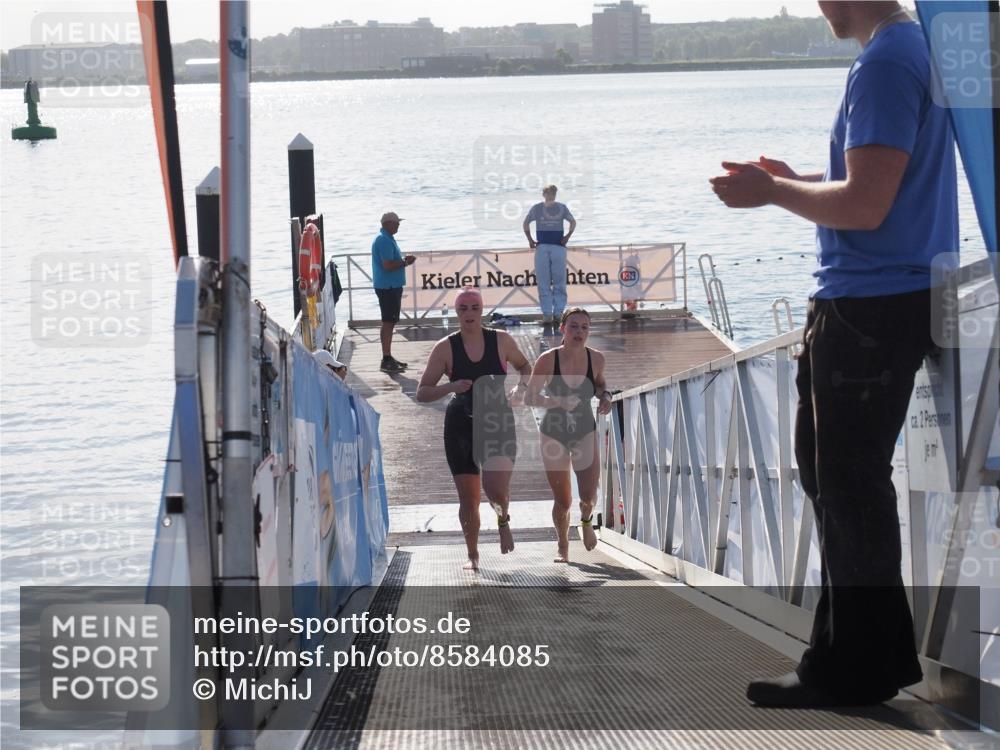17.08.2025 - KN Förde Triathlon 2025 MichiJ http://msf.ph/oto/8584085 17.08.2025 09:22:13 Schwimmen 210, 212, 213, 215, 224, 242, 111, 208, 213, 224 meine-sportfotos.de