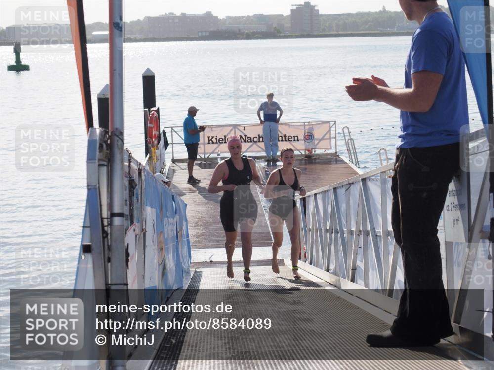 17.08.2025 - KN Förde Triathlon 2025 MichiJ http://msf.ph/oto/8584089 17.08.2025 09:22:13 Schwimmen 210, 212, 213, 215, 224, 242, 111, 208, 213, 224 meine-sportfotos.de