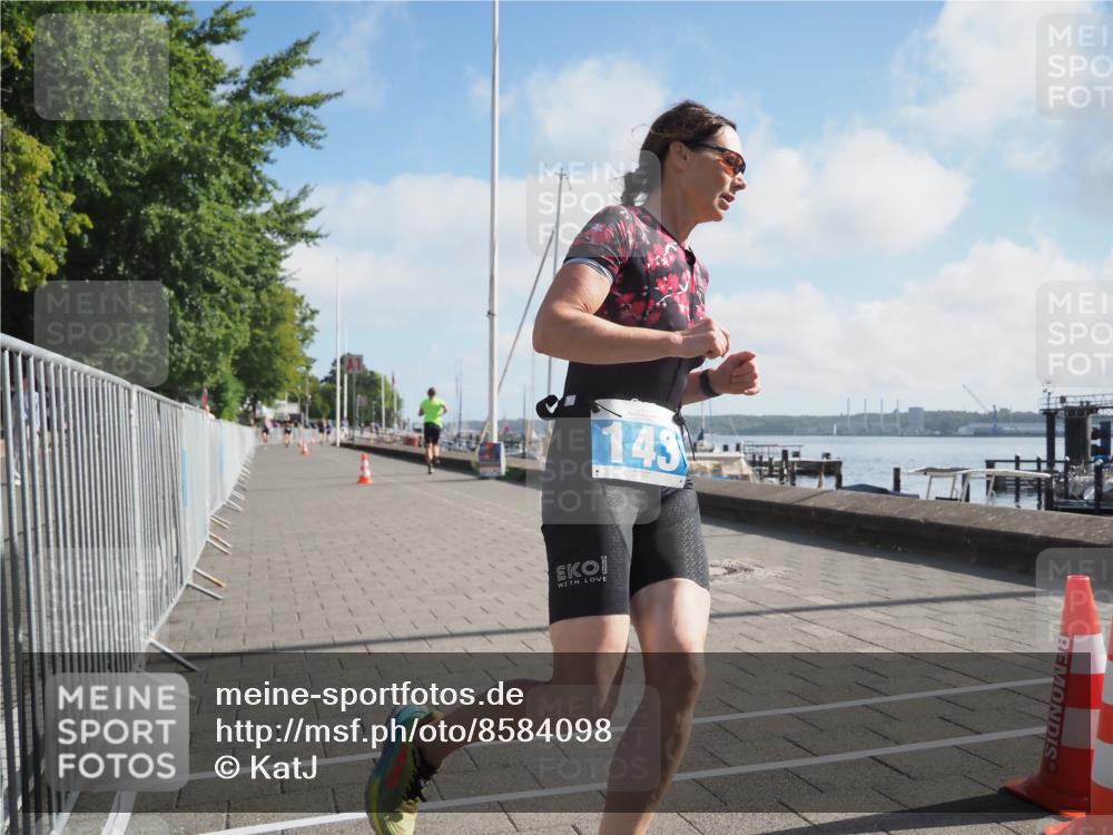 17.08.2025 - KN Förde Triathlon 2025 KatJ http://msf.ph/oto/8584098 17.08.2025 10:08:19 Laufen 143 meine-sportfotos.de
